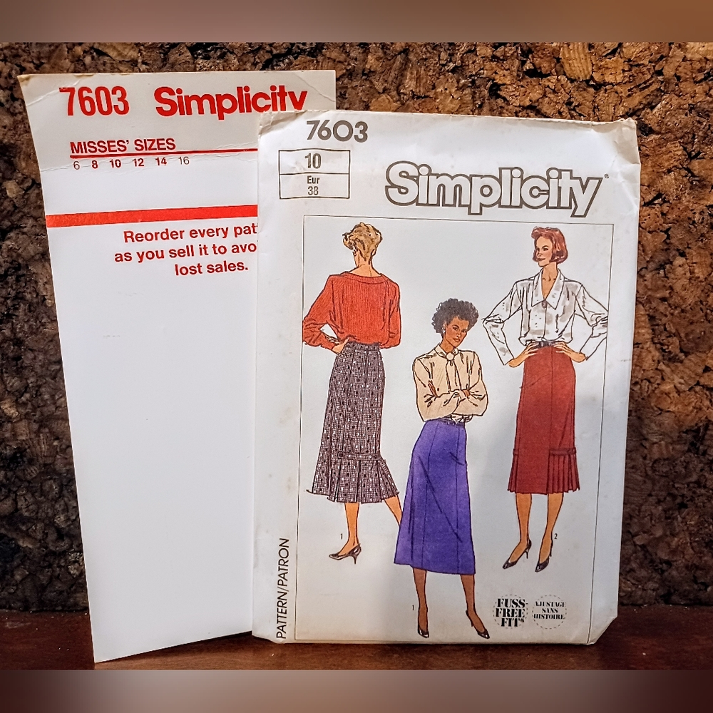 Vintage Simplicity #7603 Sewing Pattern/ Uncut/ NOS